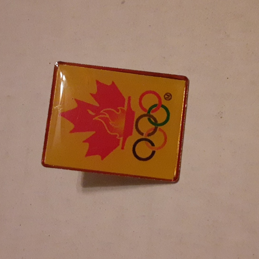 Canadian Olympic Collector Pin